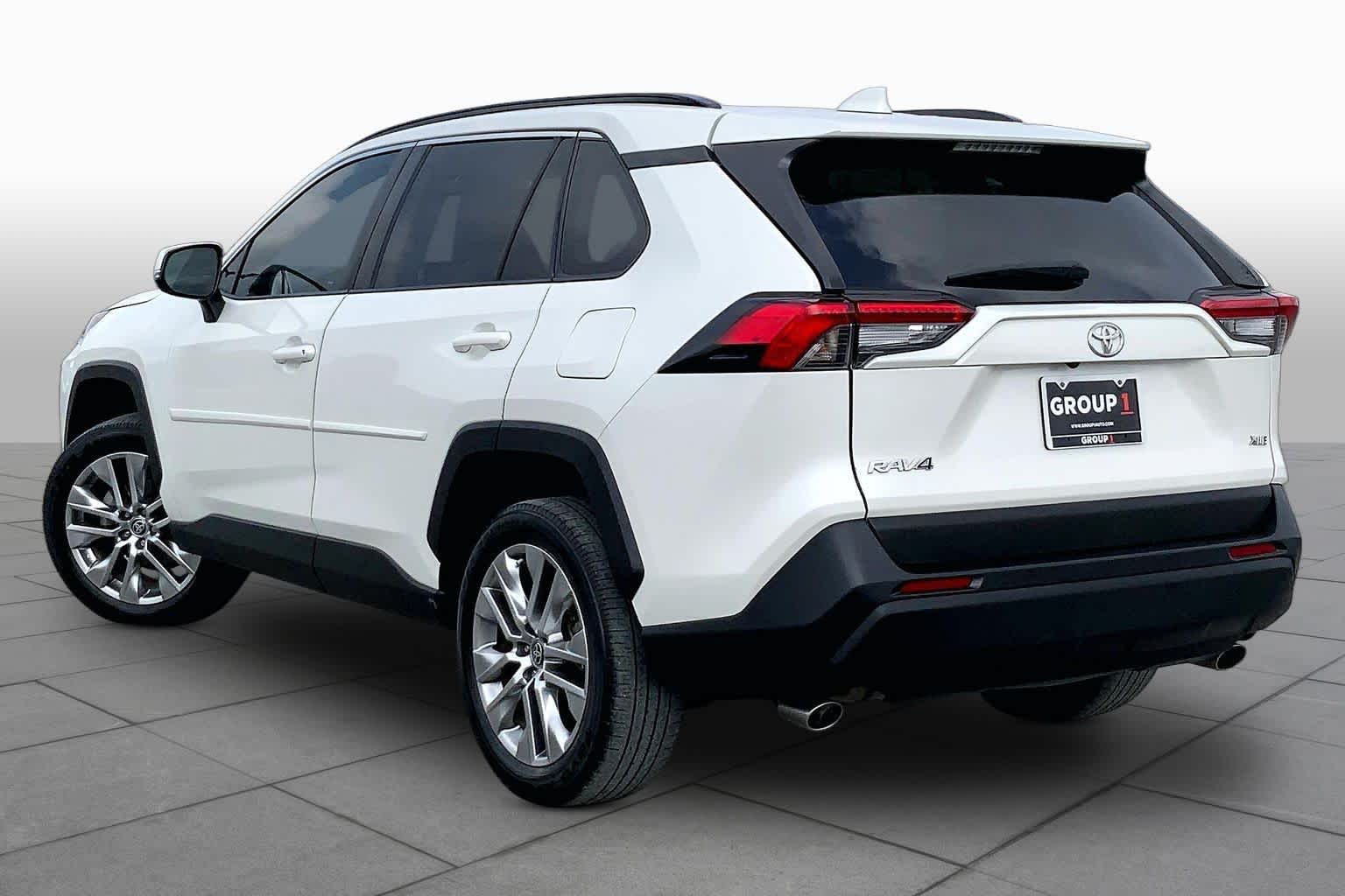 2022 Toyota RAV4 XLE Premium Blizzard Pearl at Lexus Southwest Houston