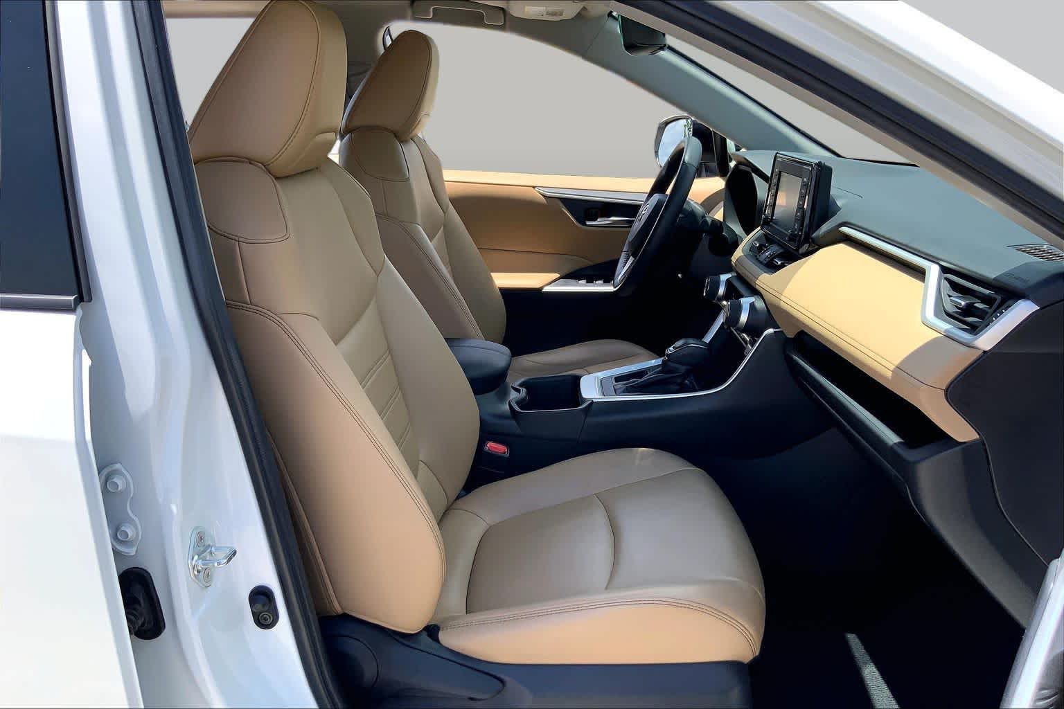 2022 Toyota RAV4 XLE Premium Blizzard Pearl at Mac Haik CDJR North Houston