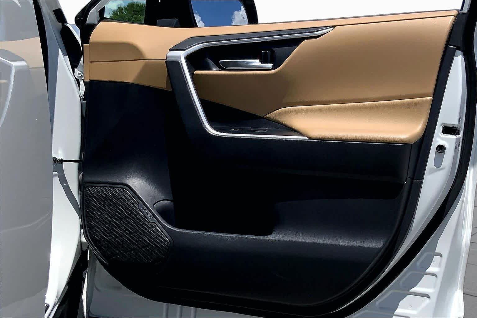 2022 Toyota RAV4 XLE Premium Blizzard Pearl at Mac Haik CDJR North Houston