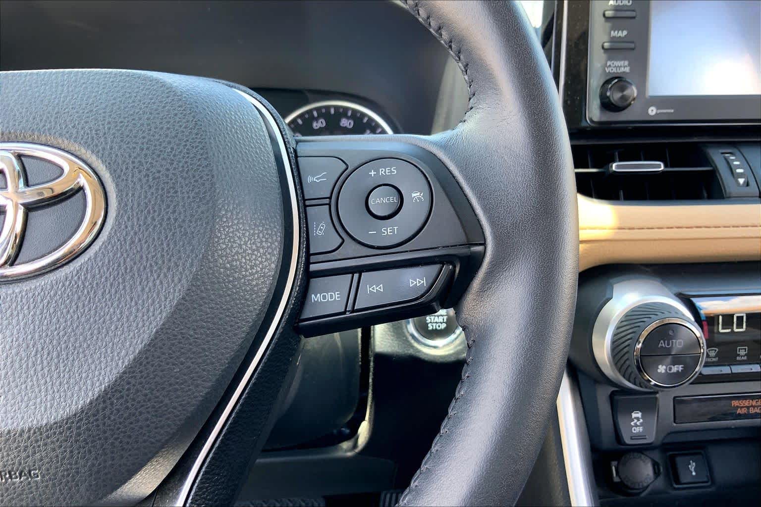 2022 Toyota RAV4 XLE Premium Blizzard Pearl at Mac Haik CDJR North Houston