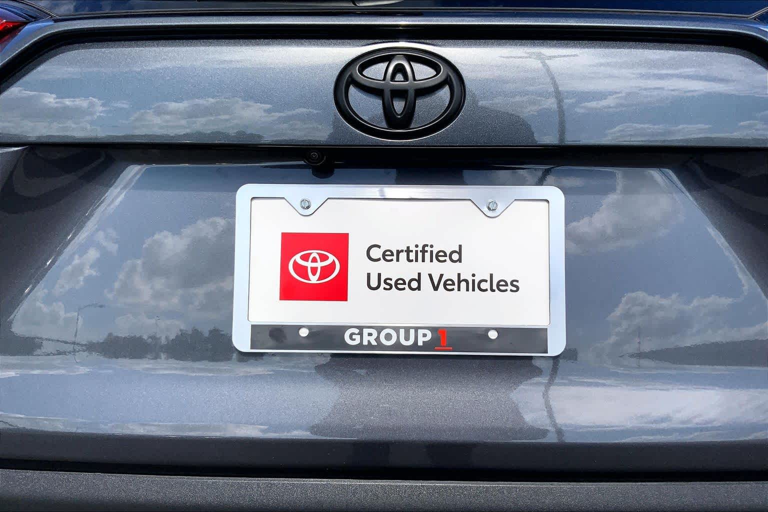 2025 Toyota RAV4 photo 30 of 36