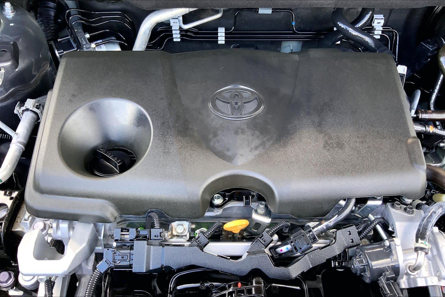 2025 Toyota RAV4 photo 32 of 36