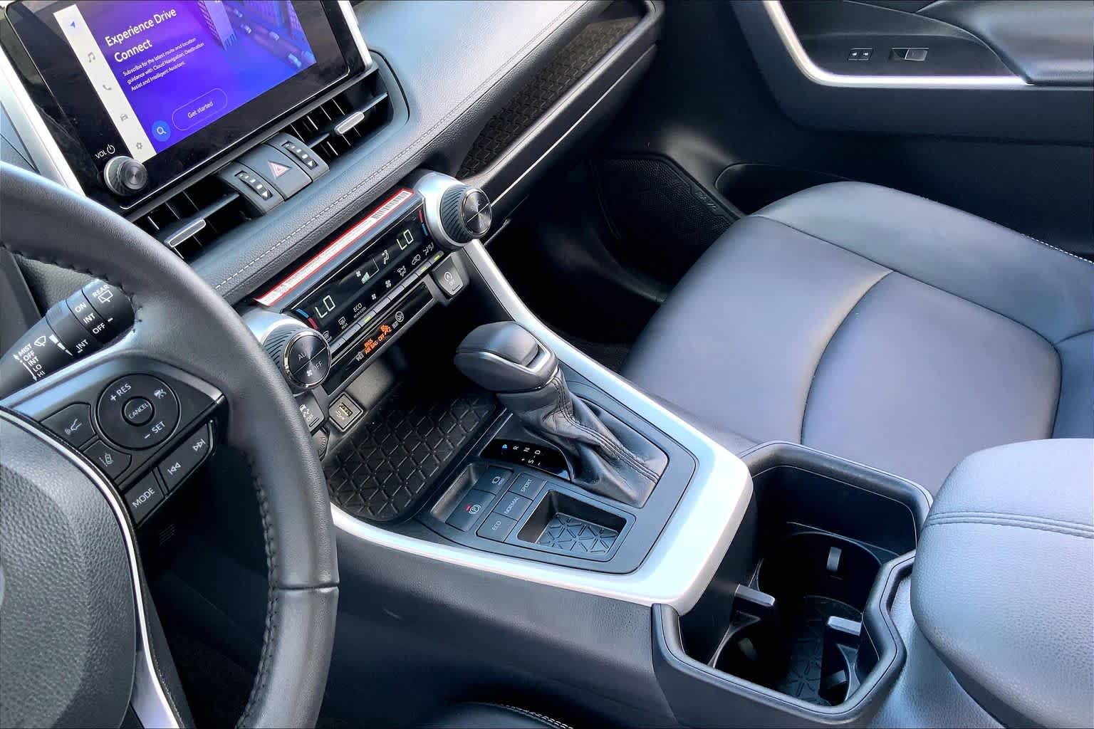 2025 Toyota RAV4 photo 16 of 36