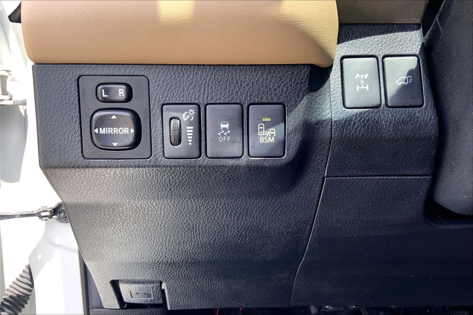 2014 Toyota RAV4 Limited Blizzard Pearl at Westside Kia