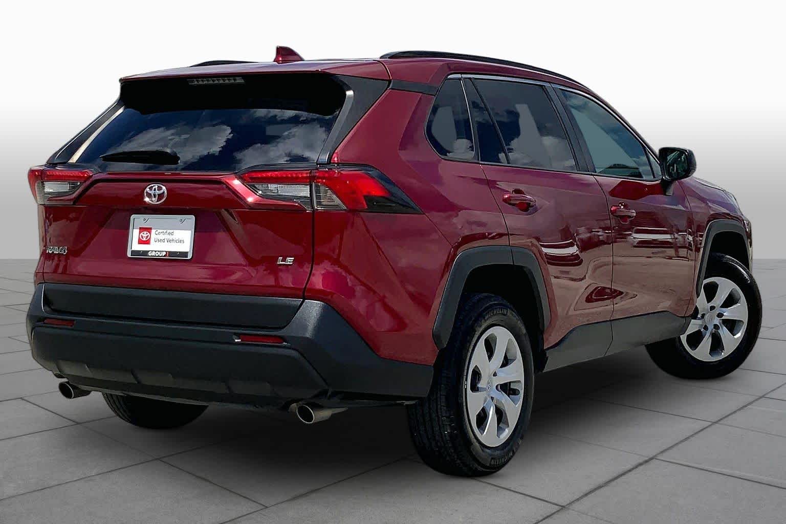 2021 Toyota RAV4 LE Ruby Flare Pearl at Group 1 Toyota Southwest