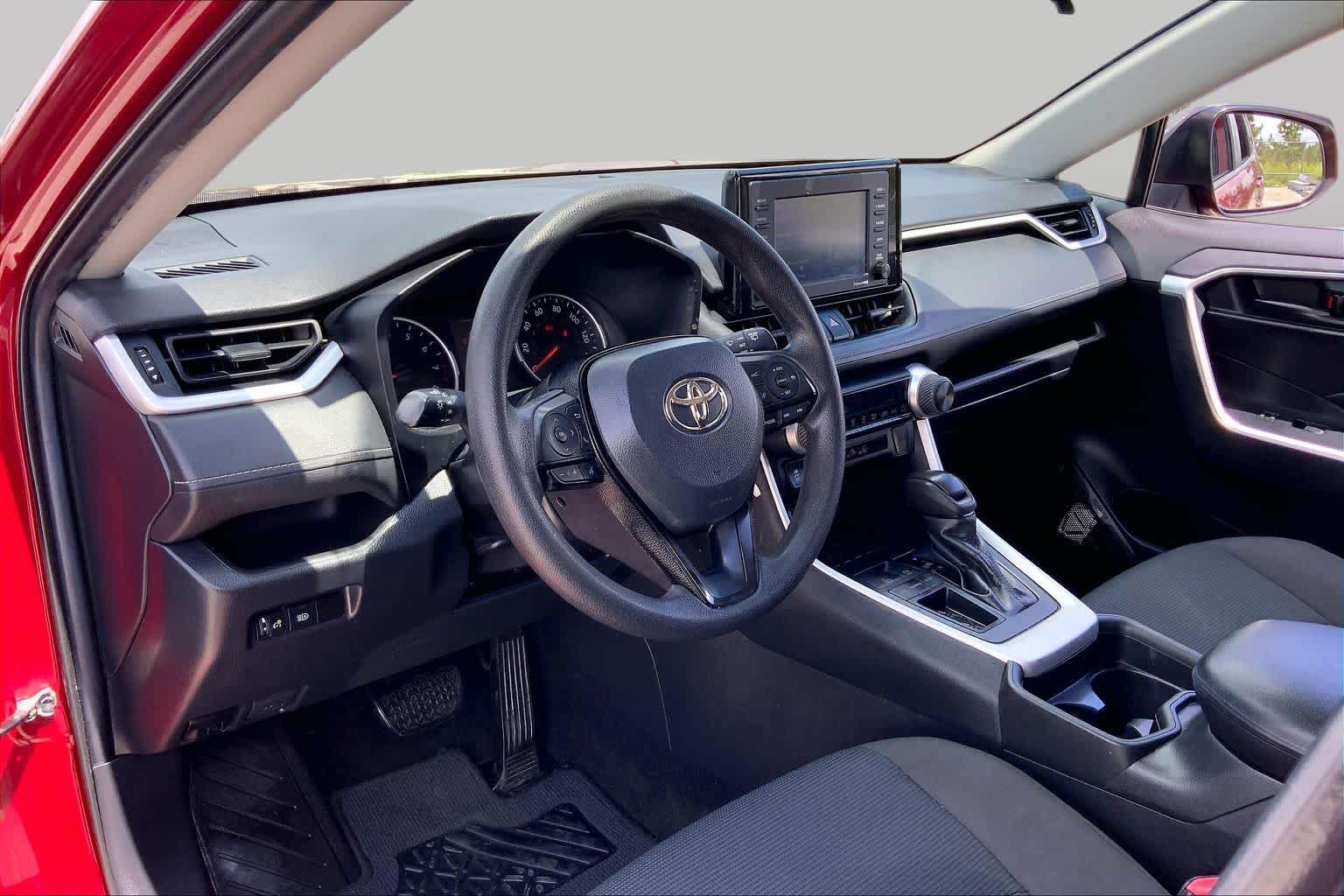 2021 Toyota RAV4 LE Ruby Flare Pearl at Group 1 Toyota Southwest
