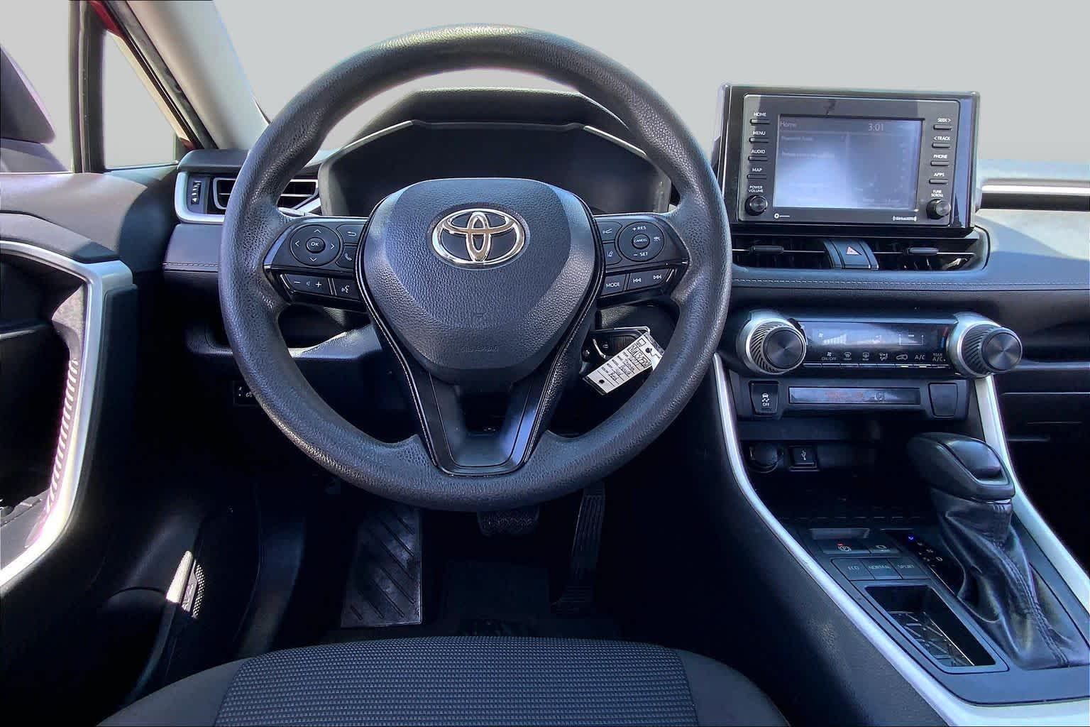 2021 Toyota RAV4 LE Ruby Flare Pearl at Group 1 Toyota Southwest