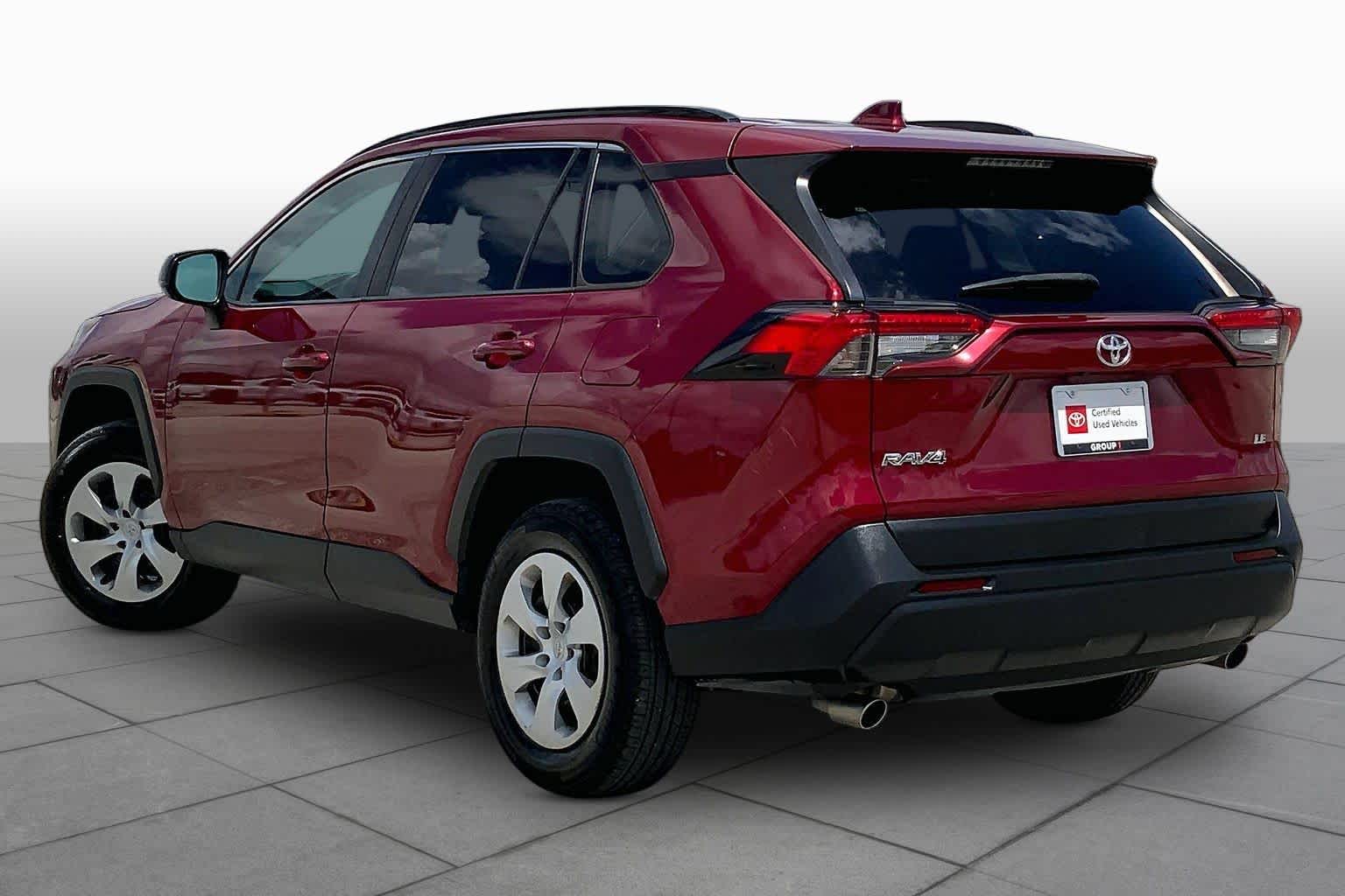 2021 Toyota RAV4 LE Ruby Flare Pearl at Group 1 Toyota Southwest