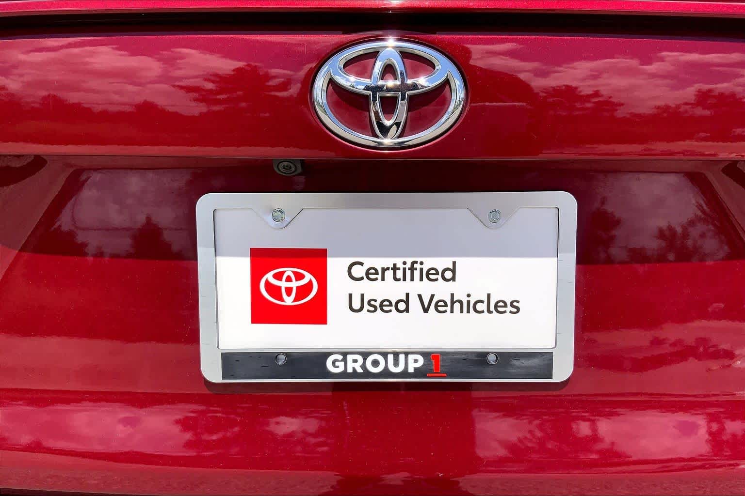 2021 Toyota RAV4 LE Ruby Flare Pearl at Group 1 Toyota Southwest