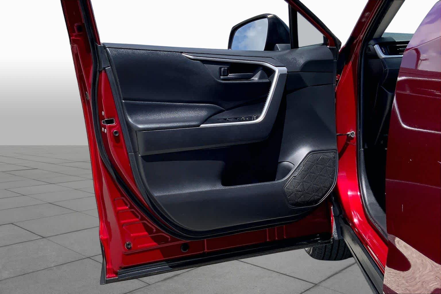 2021 Toyota RAV4 LE Ruby Flare Pearl at Group 1 Toyota Southwest