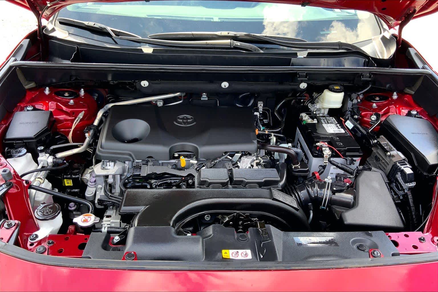 2021 Toyota RAV4 LE Ruby Flare Pearl at Group 1 Toyota Southwest