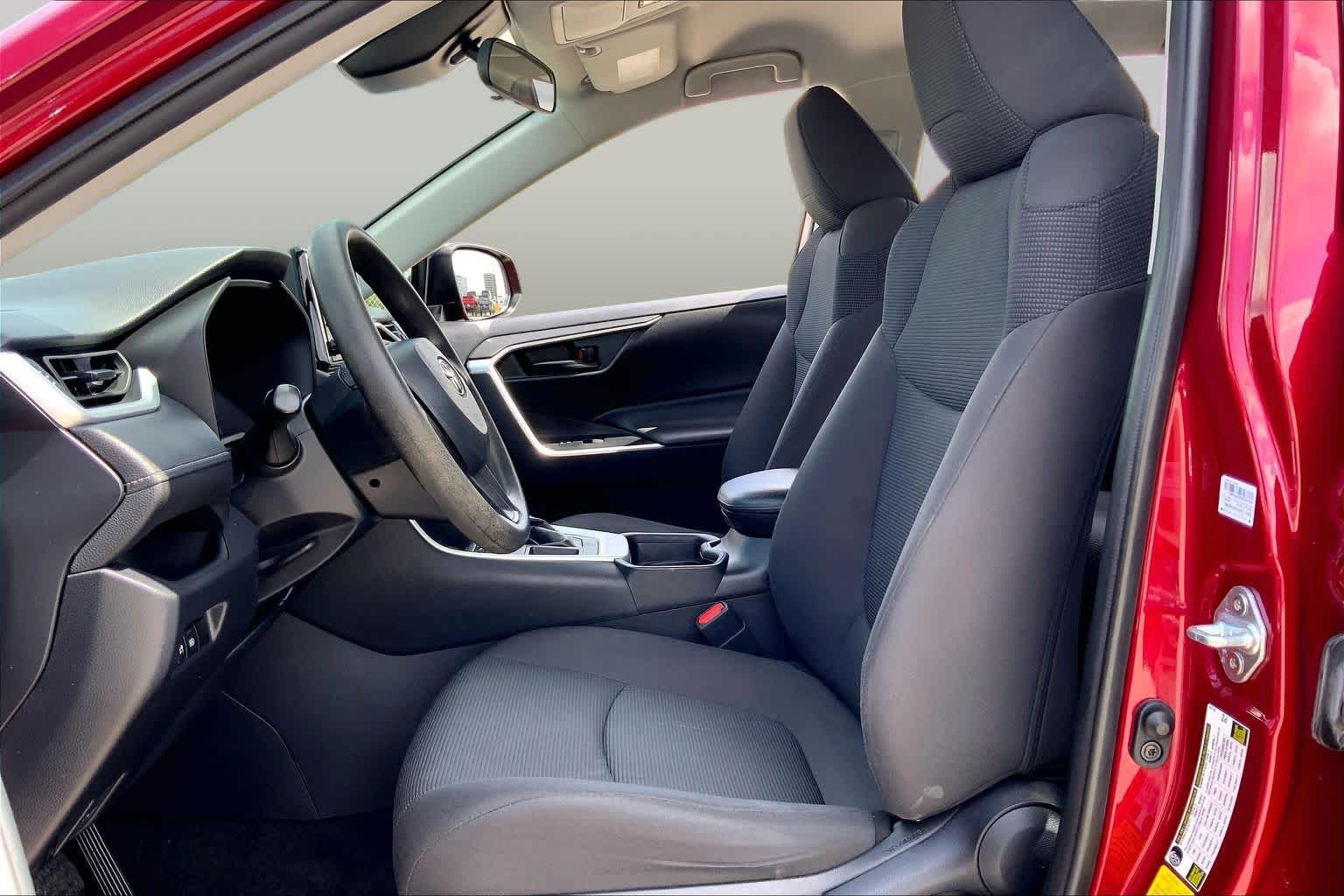 2021 Toyota RAV4 LE Ruby Flare Pearl at Group 1 Toyota Southwest
