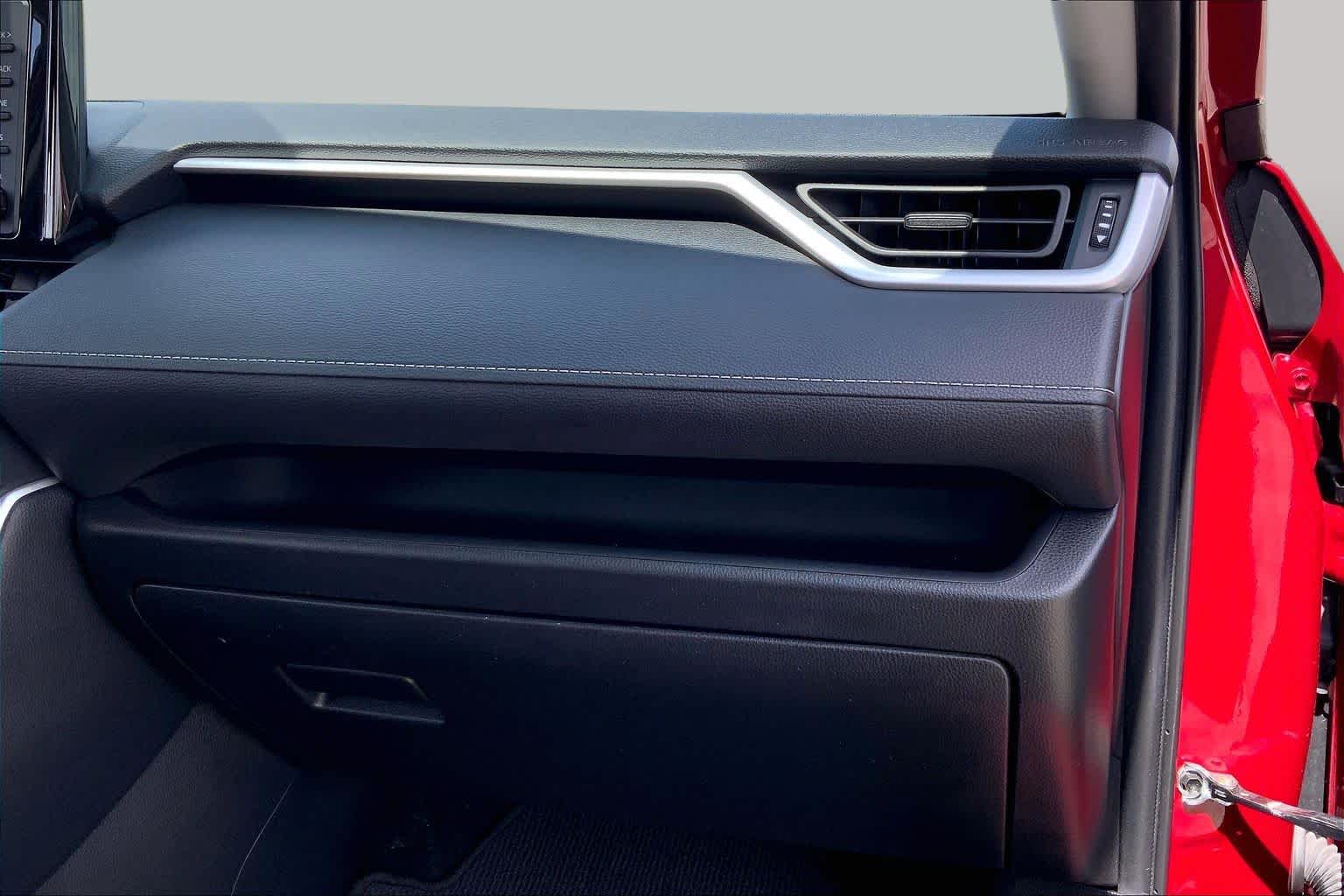 2021 Toyota RAV4 LE Ruby Flare Pearl at Group 1 Toyota Southwest