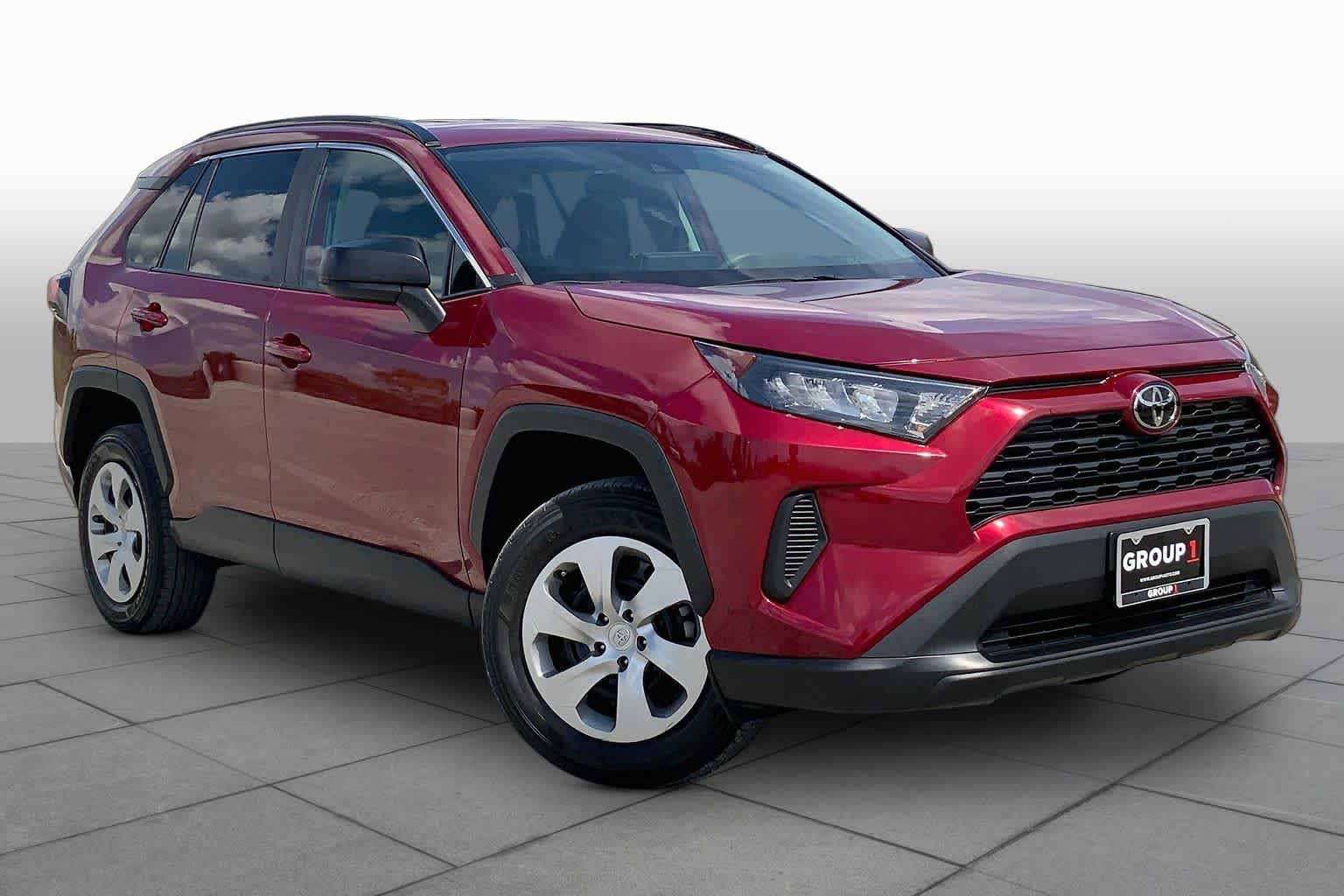 2021 Toyota RAV4 LE Ruby Flare Pearl at Group 1 Toyota Southwest