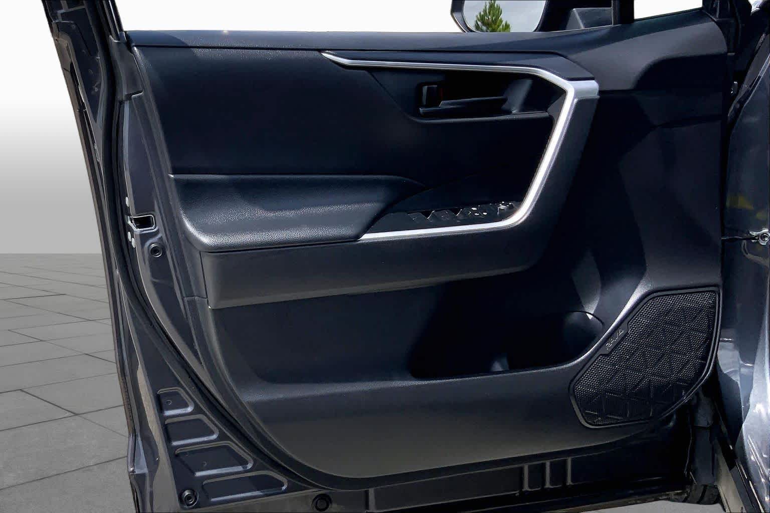 2020 Toyota RAV4 LE Magnetic Gray Metallic at AutoNation USA Houston