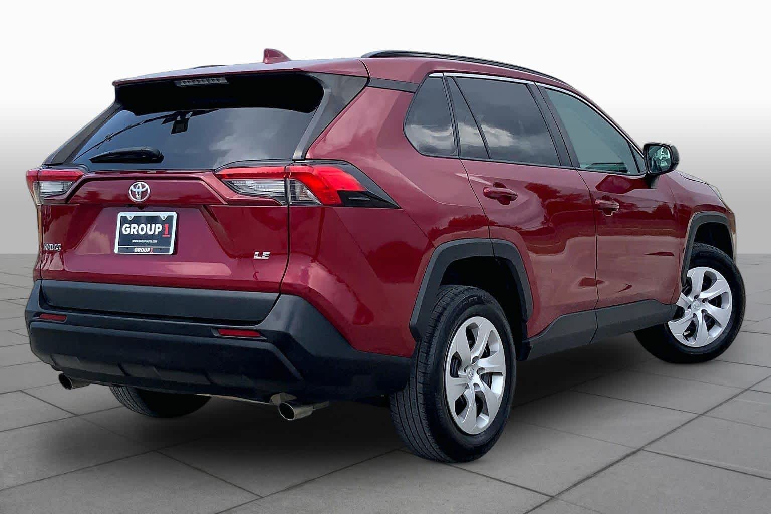 2021 Toyota RAV4 LE Ruby Flare Pearl at Group 1 Toyota Southwest