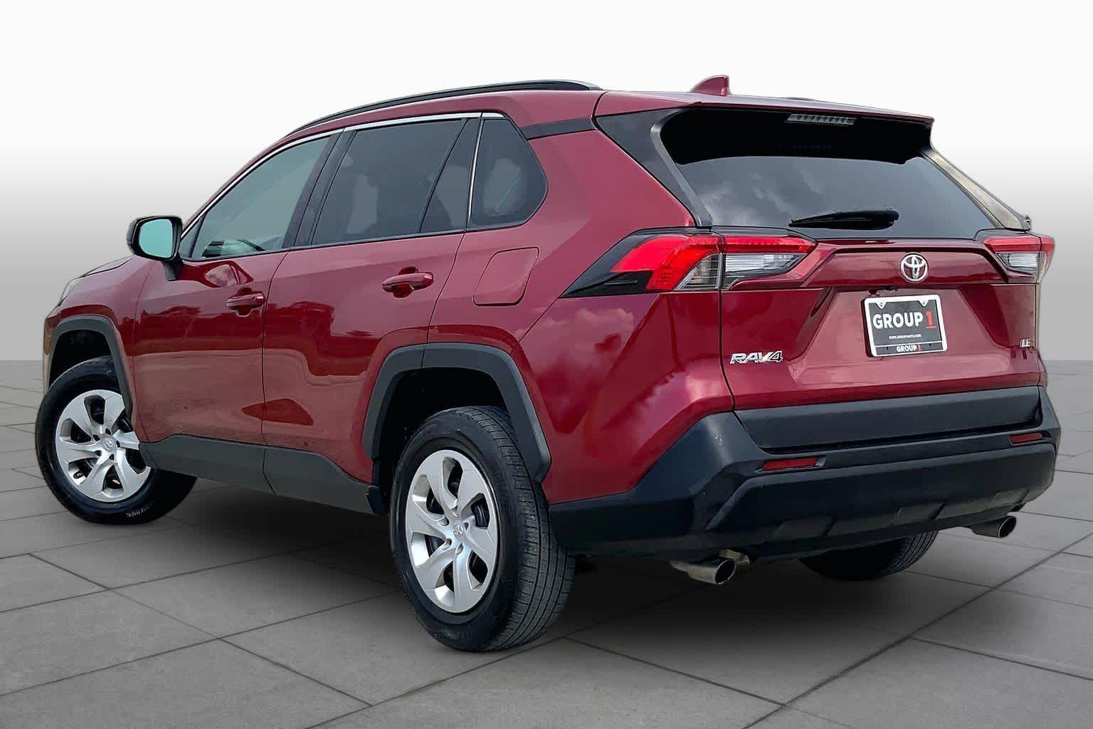 2021 Toyota RAV4 LE Ruby Flare Pearl at Group 1 Toyota Southwest