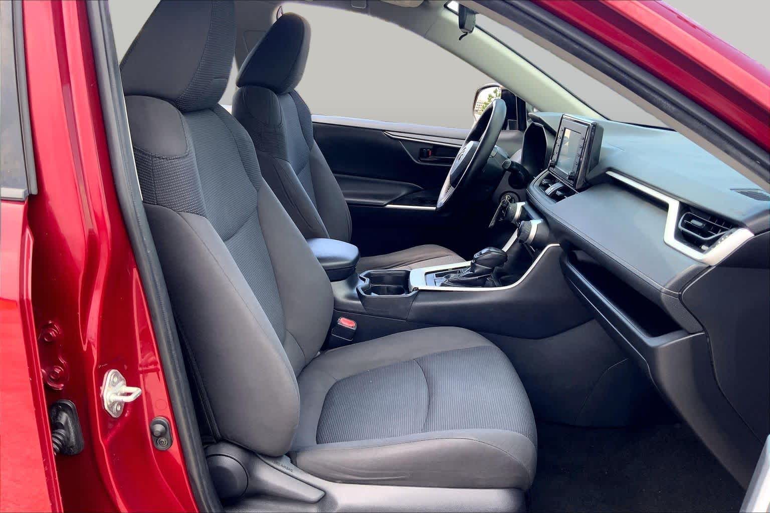 2021 Toyota RAV4 LE Ruby Flare Pearl at Group 1 Toyota Southwest