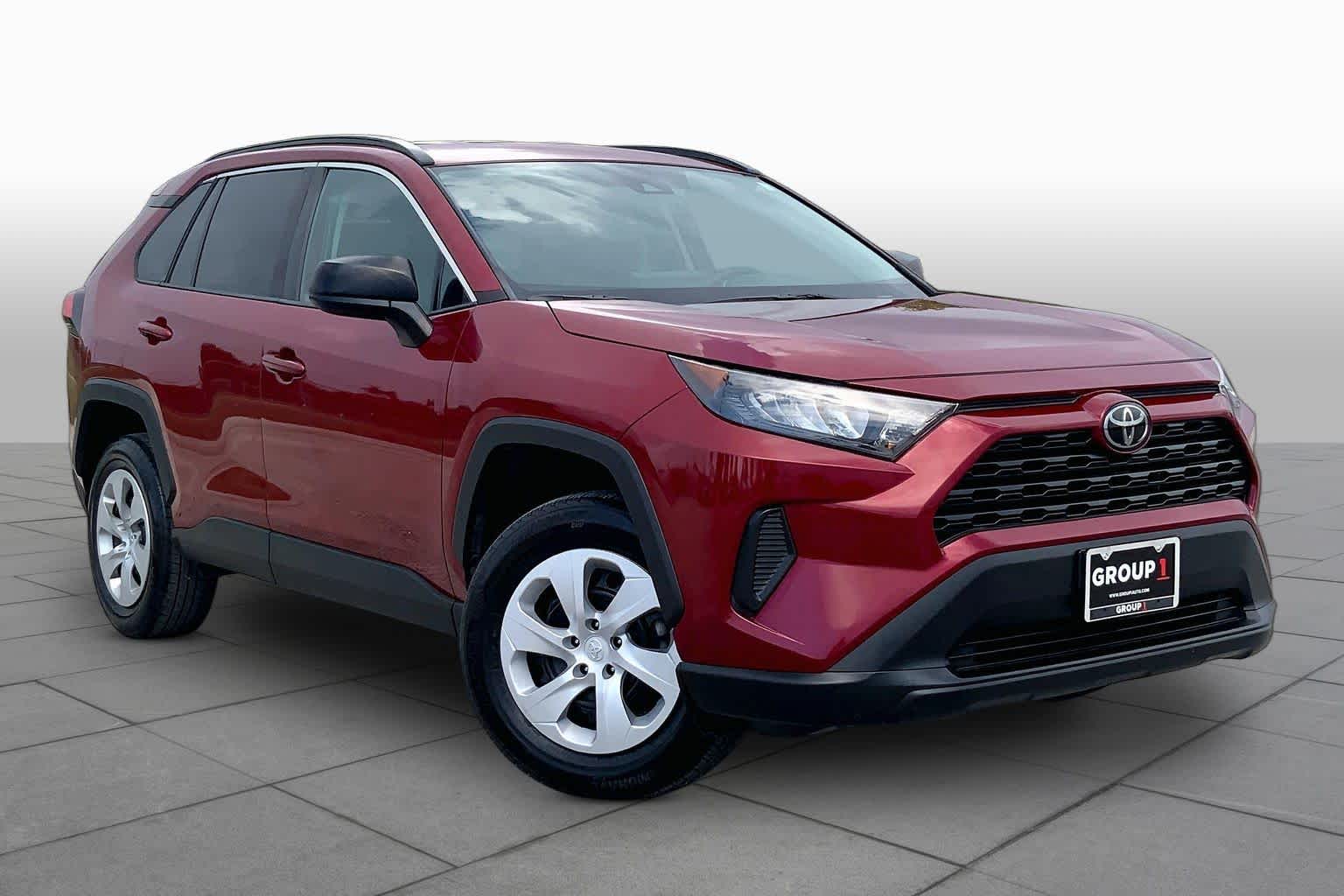 2021 Toyota RAV4 LE Ruby Flare Pearl at Group 1 Toyota Southwest