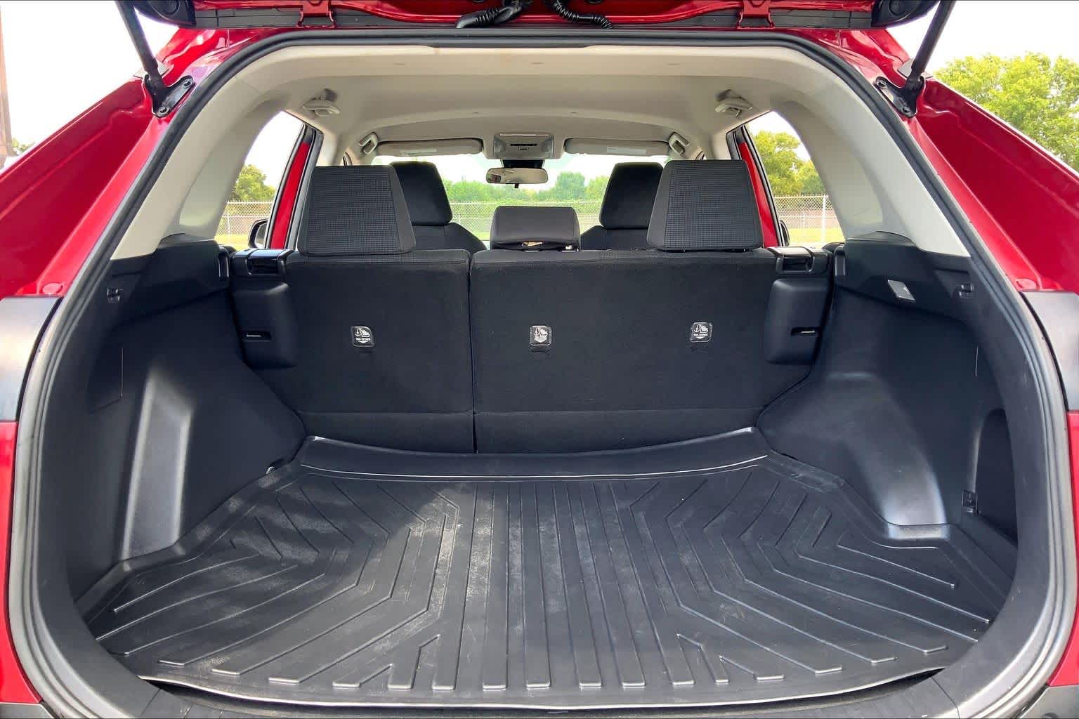 2021 Toyota RAV4 LE Ruby Flare Pearl at Group 1 Toyota Southwest