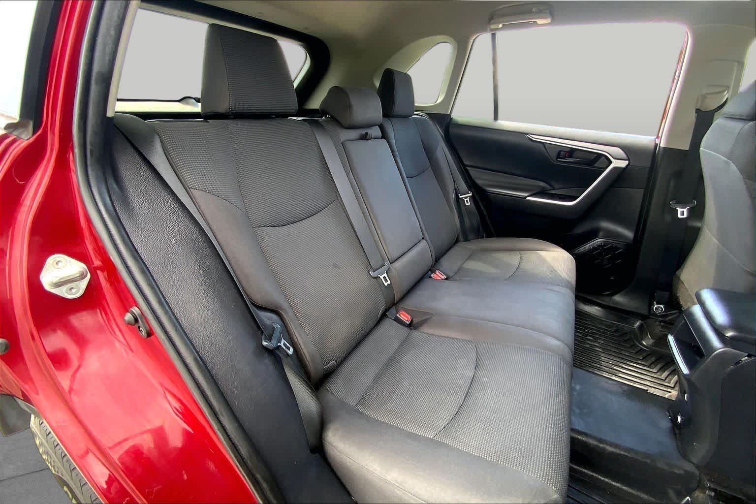 2021 Toyota RAV4 LE Ruby Flare Pearl at Group 1 Toyota Southwest