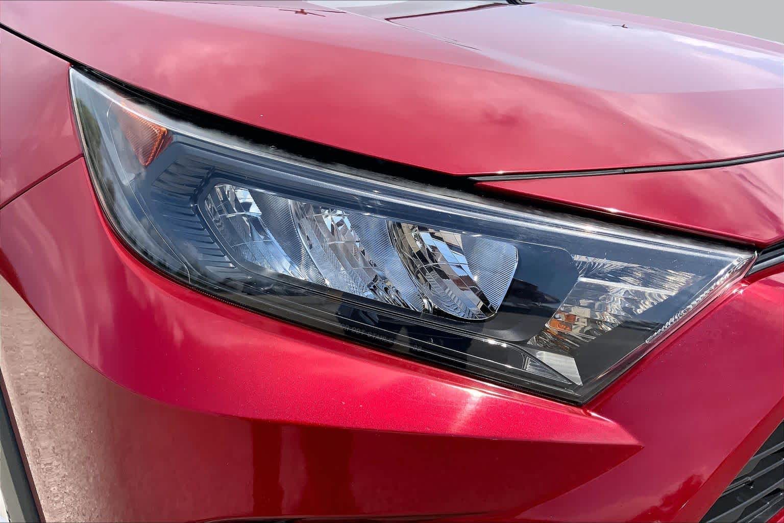 2021 Toyota RAV4 LE Ruby Flare Pearl at Group 1 Toyota Southwest