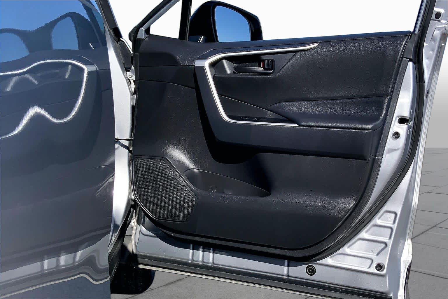 2025 Toyota RAV4 LE Silver Sky Metallic at Group 1 Toyota Southwest