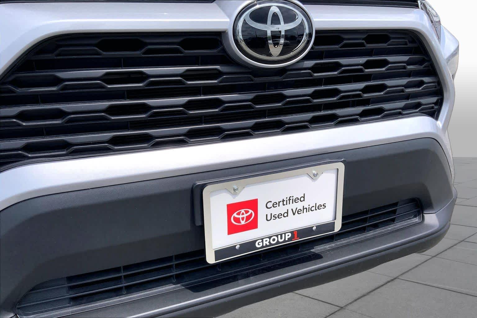 2025 Toyota RAV4 LE Silver Sky Metallic at Group 1 Toyota Southwest