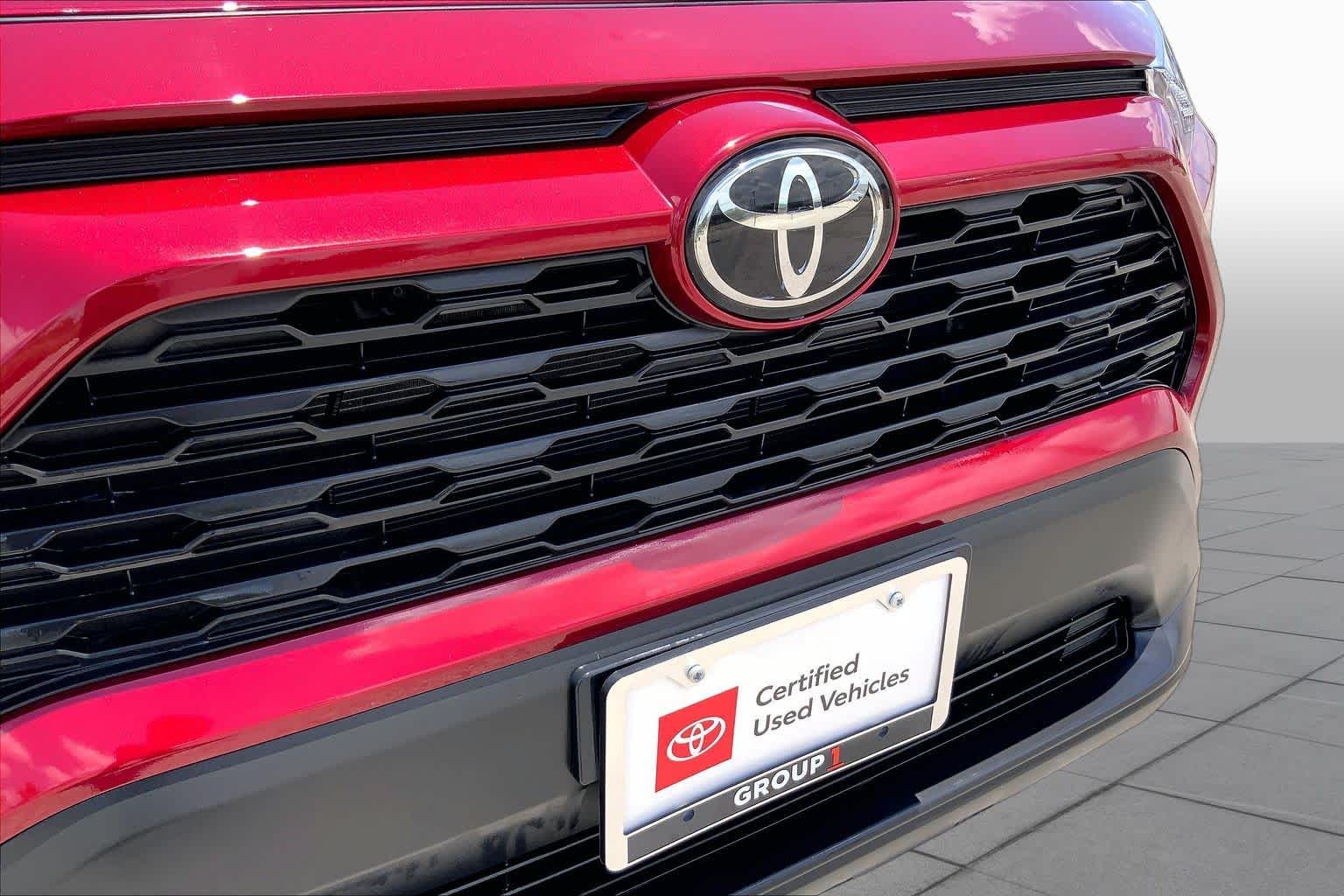 2025 Toyota RAV4 LE Ruby Flare Pearl at Group 1 Toyota Southwest