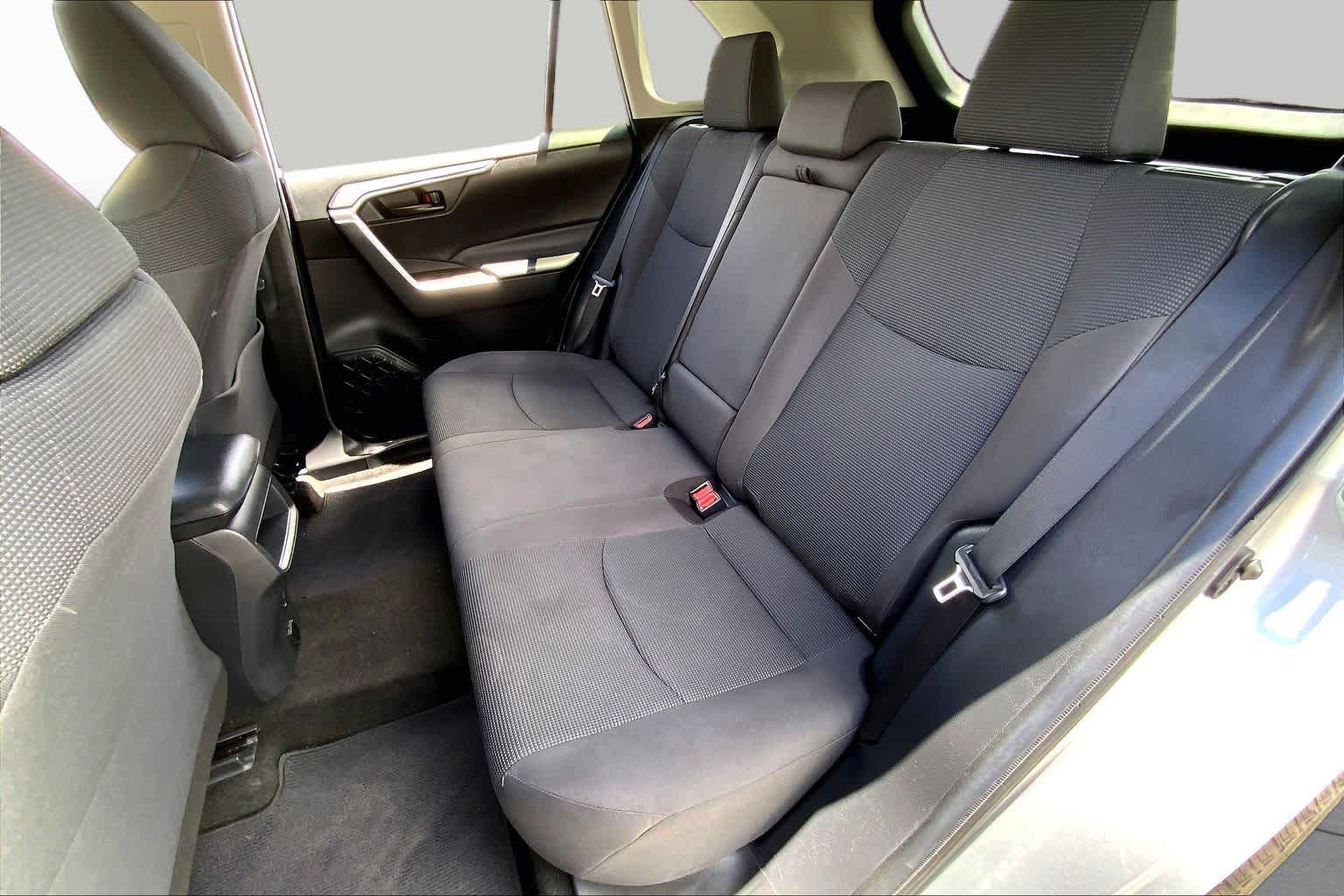 2019 Toyota RAV4 LE Silver Sky Metallic at Group 1 Toyota Southwest