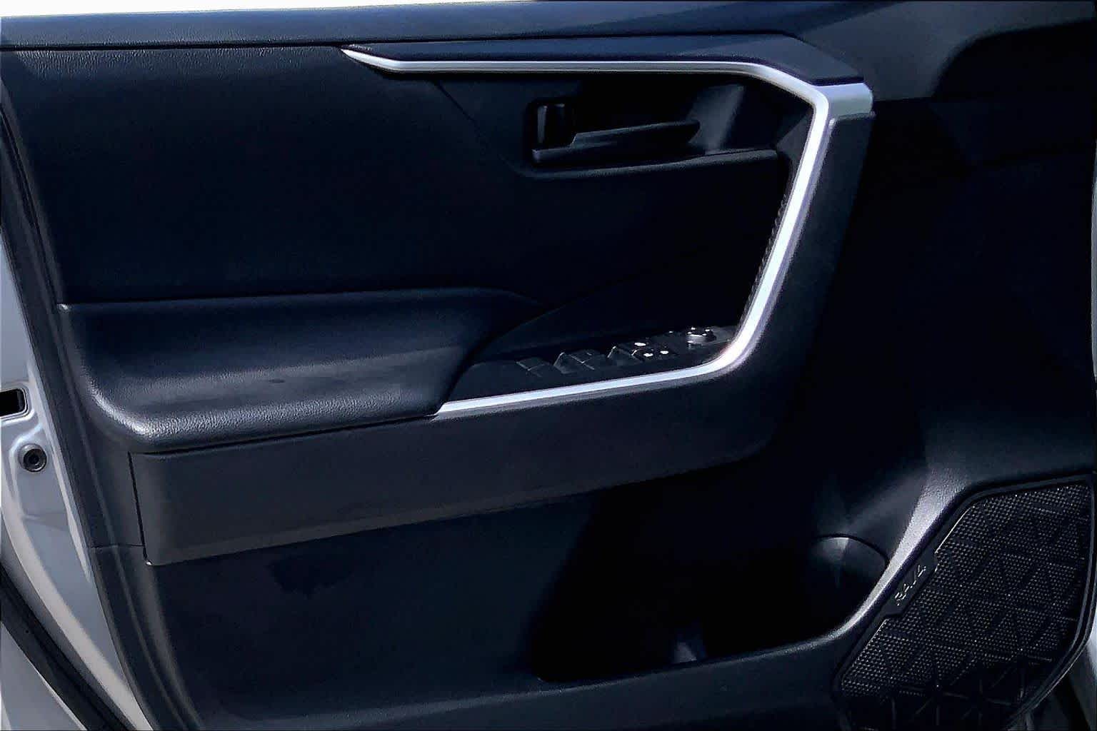 2019 Toyota RAV4 LE Silver Sky Metallic at Group 1 Toyota Southwest