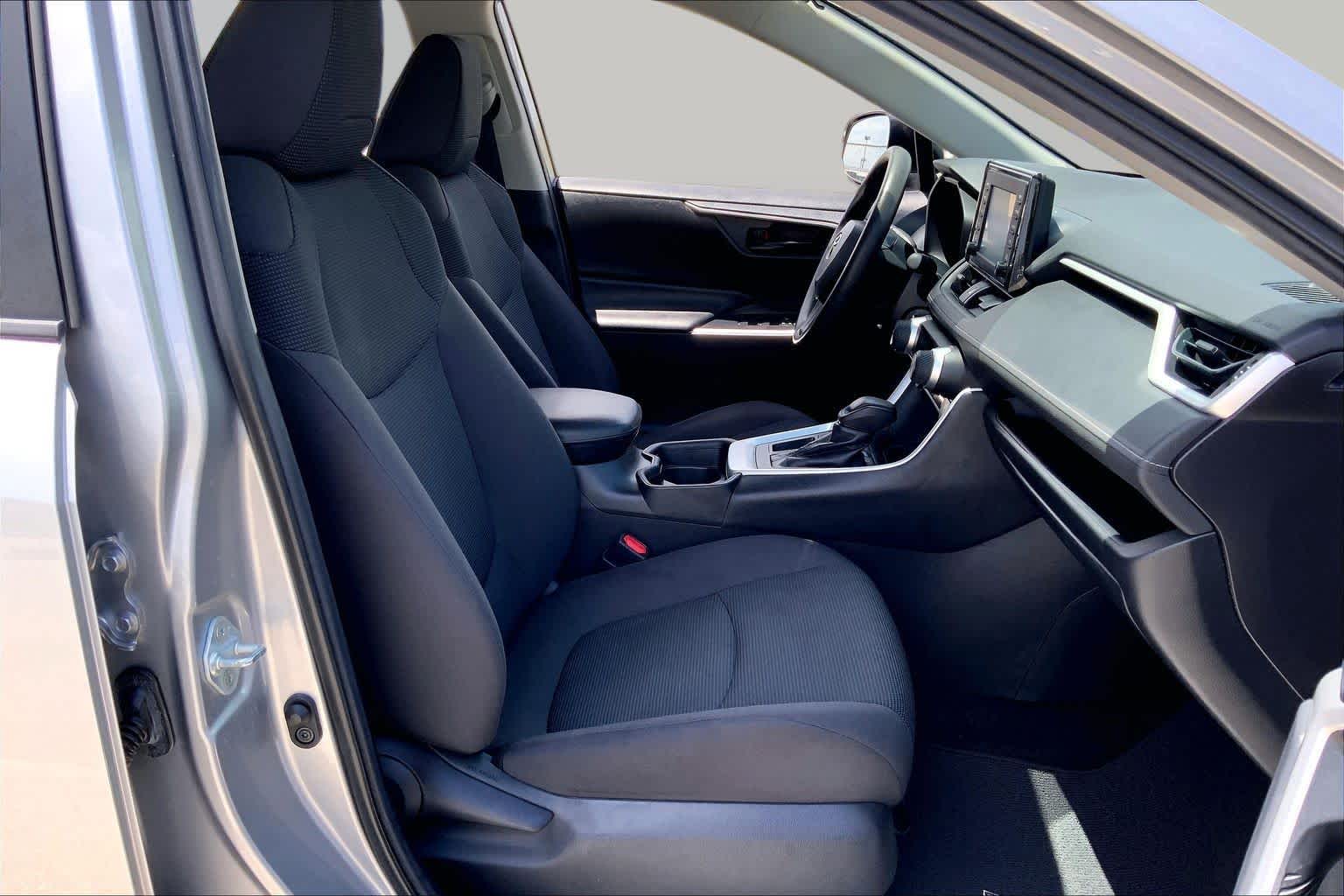 2019 Toyota RAV4 LE Silver Sky Metallic at Group 1 Toyota Southwest