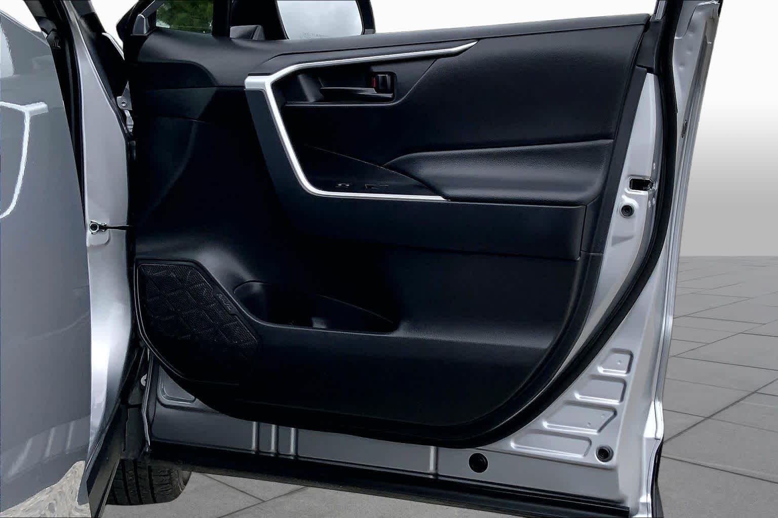 2025 Toyota RAV4 LE Silver Sky Metallic at Group 1 Toyota Southwest