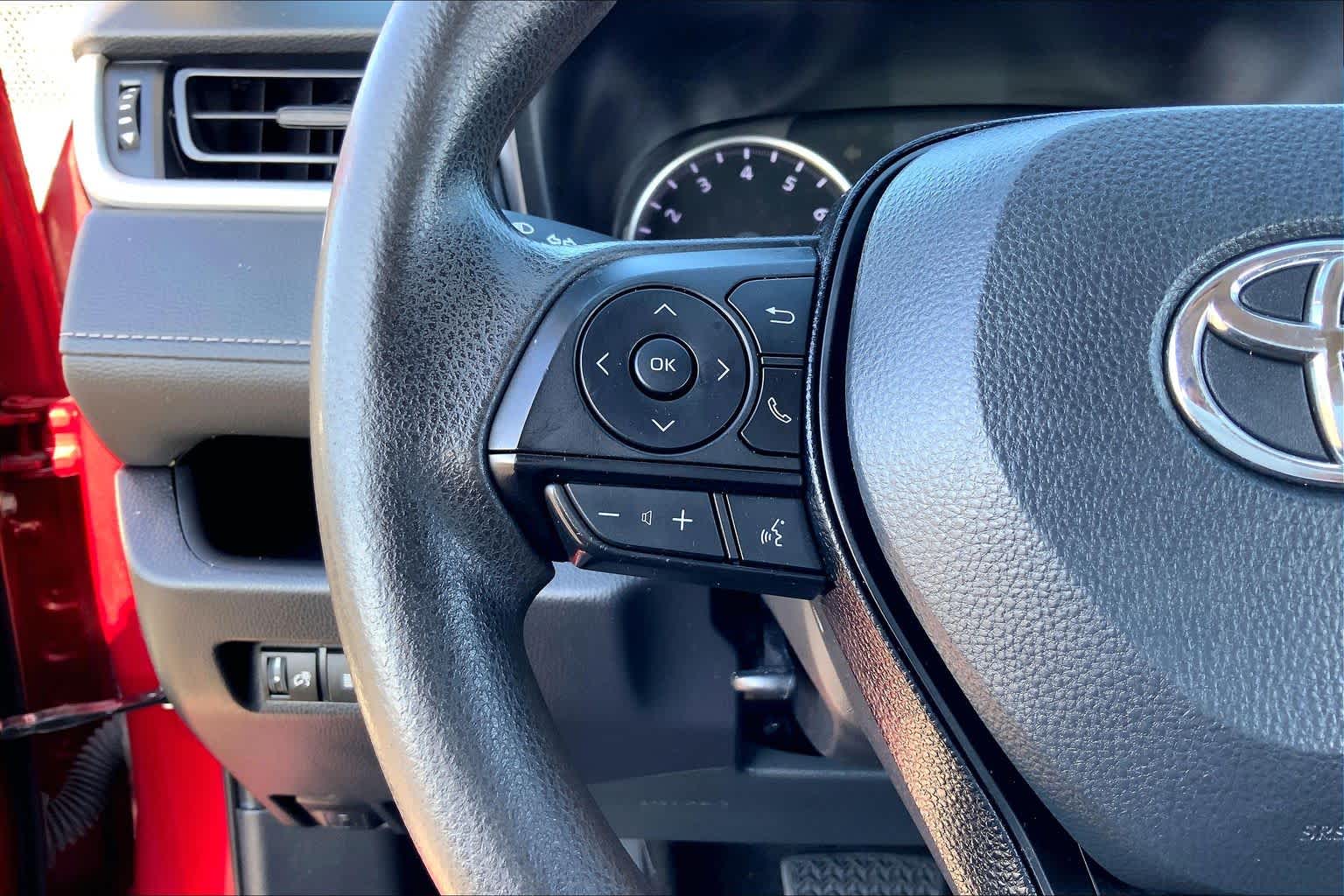 2020 Toyota RAV4 LE Ruby Flare Pearl at Group 1 Toyota Southwest