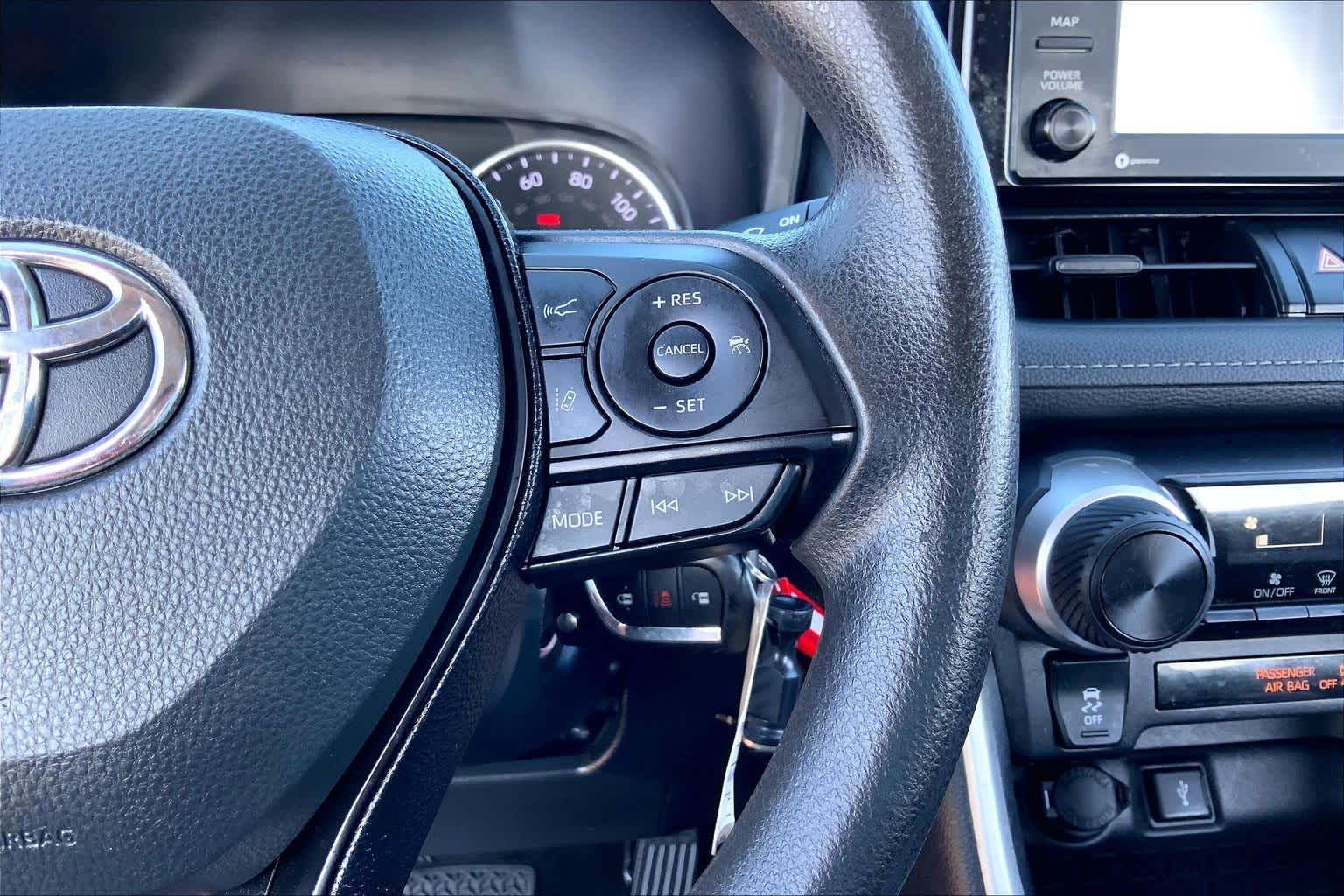 2020 Toyota RAV4 LE Ruby Flare Pearl at Group 1 Toyota Southwest