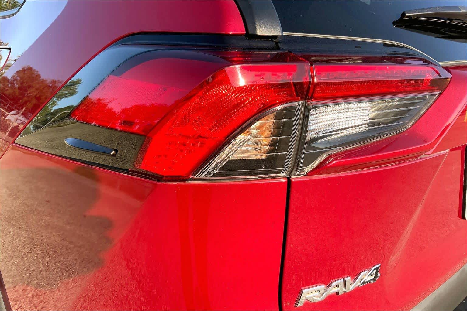 2020 Toyota RAV4 LE Ruby Flare Pearl at Group 1 Toyota Southwest