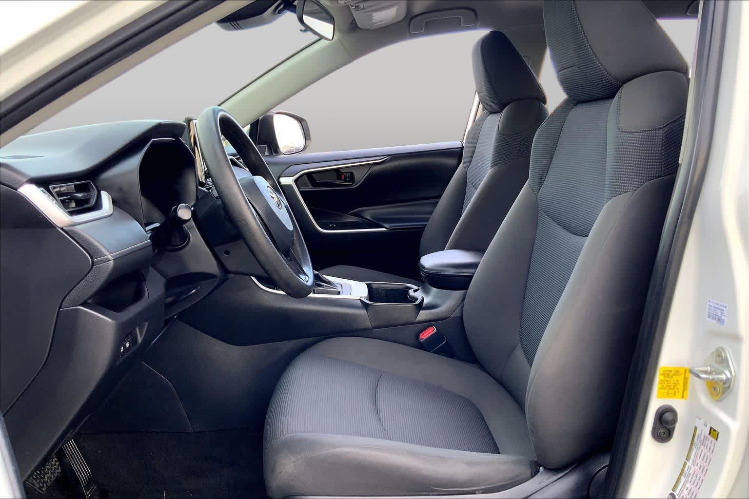 2022 Toyota RAV4 LE White at Group 1 Toyota Southwest