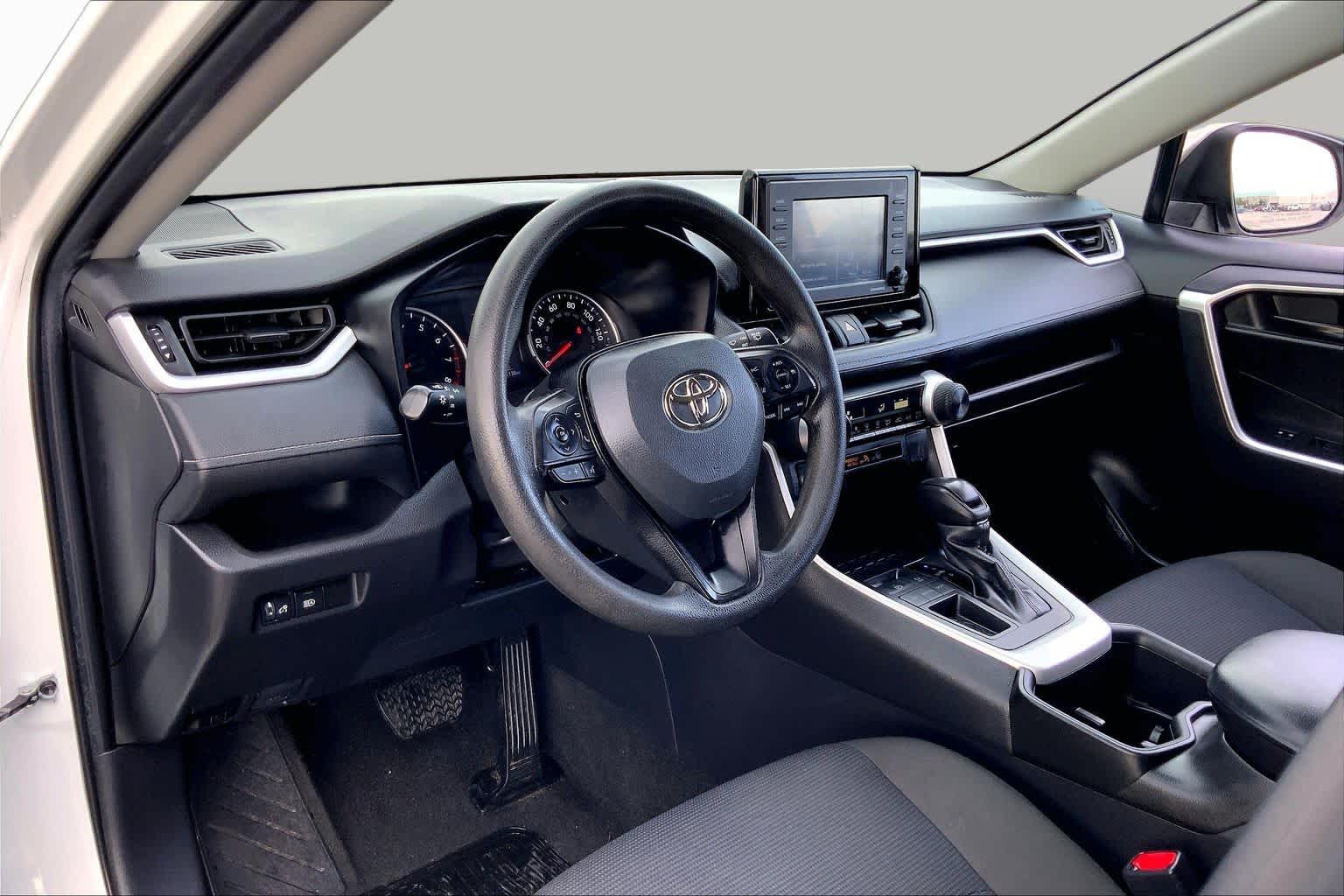 2022 Toyota RAV4 LE White at Group 1 Toyota Southwest