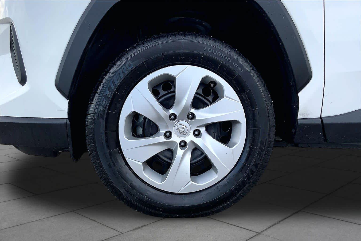 2022 Toyota RAV4 LE White at Group 1 Toyota Southwest
