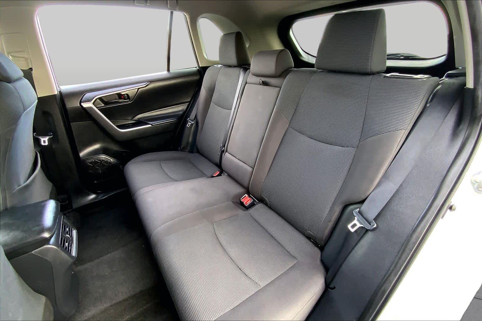 2022 Toyota RAV4 LE White at Group 1 Toyota Southwest