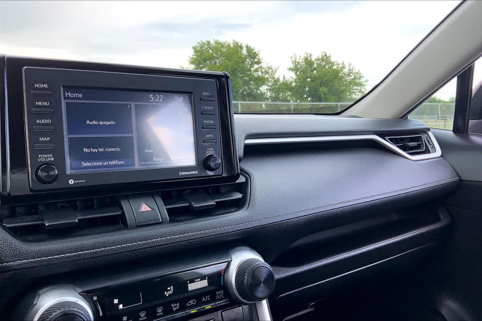 2022 Toyota RAV4 LE White at Group 1 Toyota Southwest