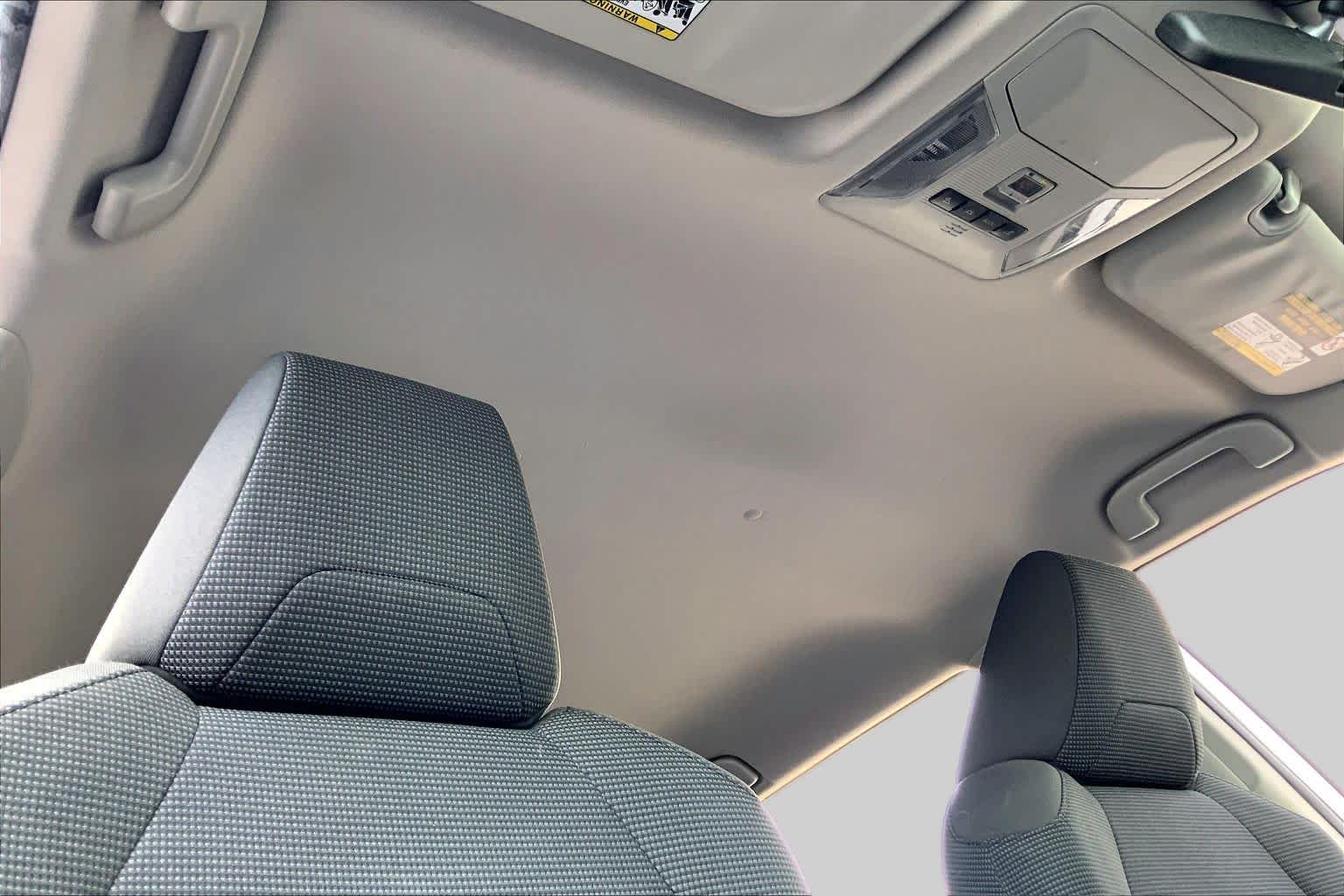 2022 Toyota RAV4 LE White at Group 1 Toyota Southwest