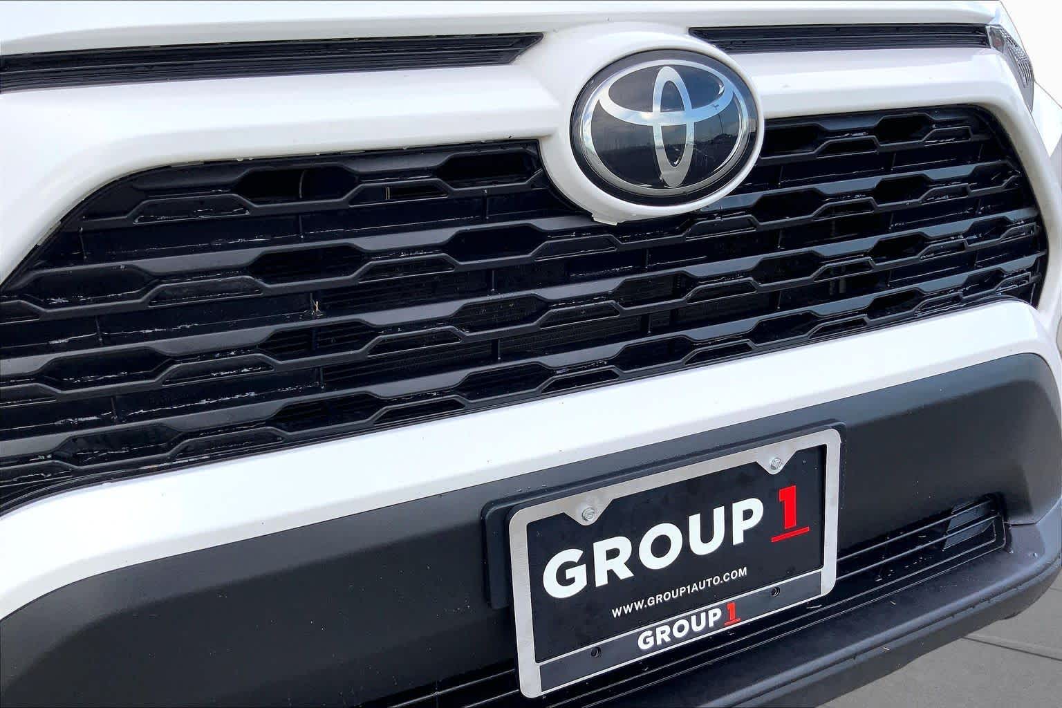2022 Toyota RAV4 LE White at Group 1 Toyota Southwest