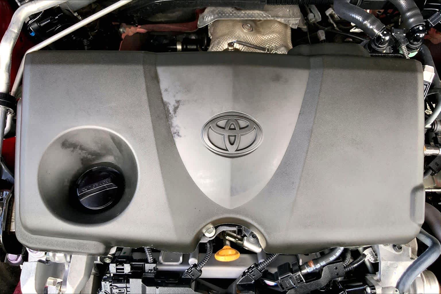 2022 Toyota RAV4 LE Ruby Flare Pearl at Group 1 Toyota Southwest
