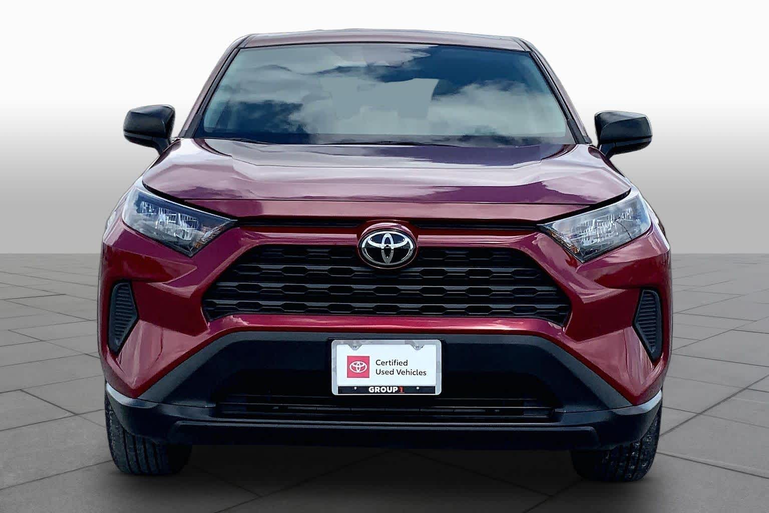 2022 Toyota RAV4 LE Ruby Flare Pearl at Group 1 Toyota Southwest