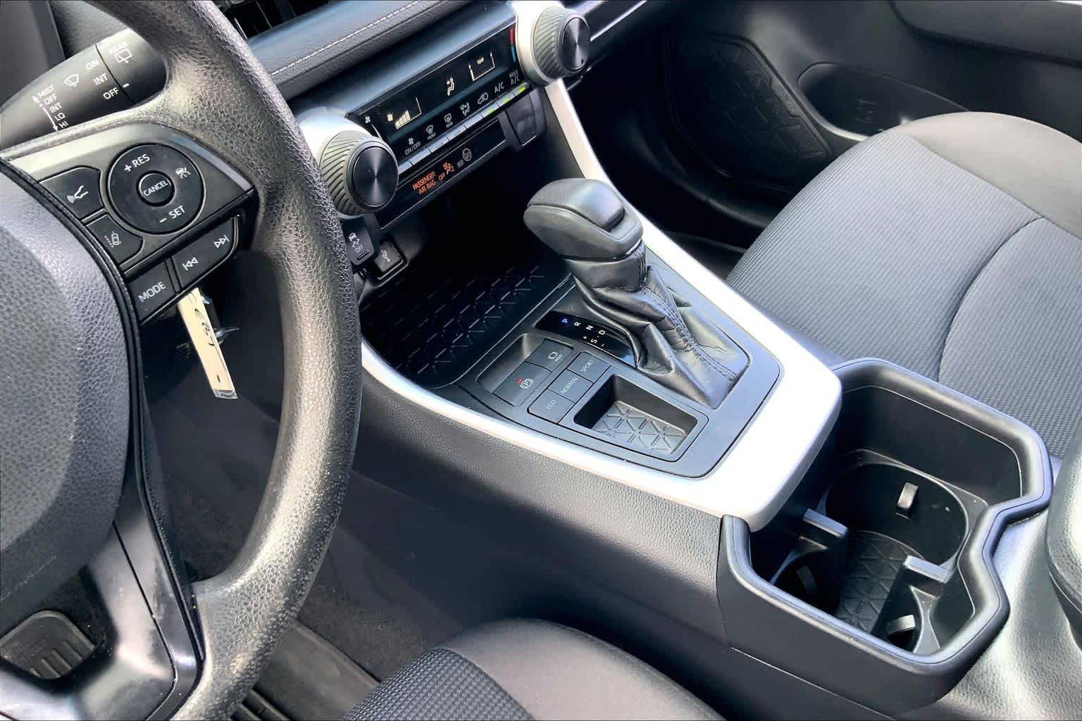 2022 Toyota RAV4 LE Ruby Flare Pearl at Group 1 Toyota Southwest