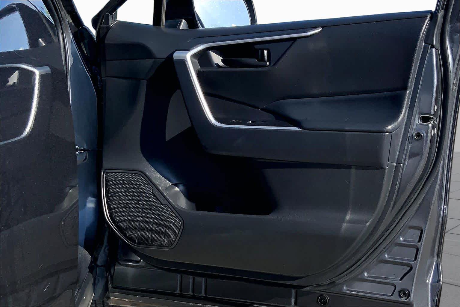2025 Toyota RAV4 LE Magnetic Gray Metallic at AutoNation USA Houston