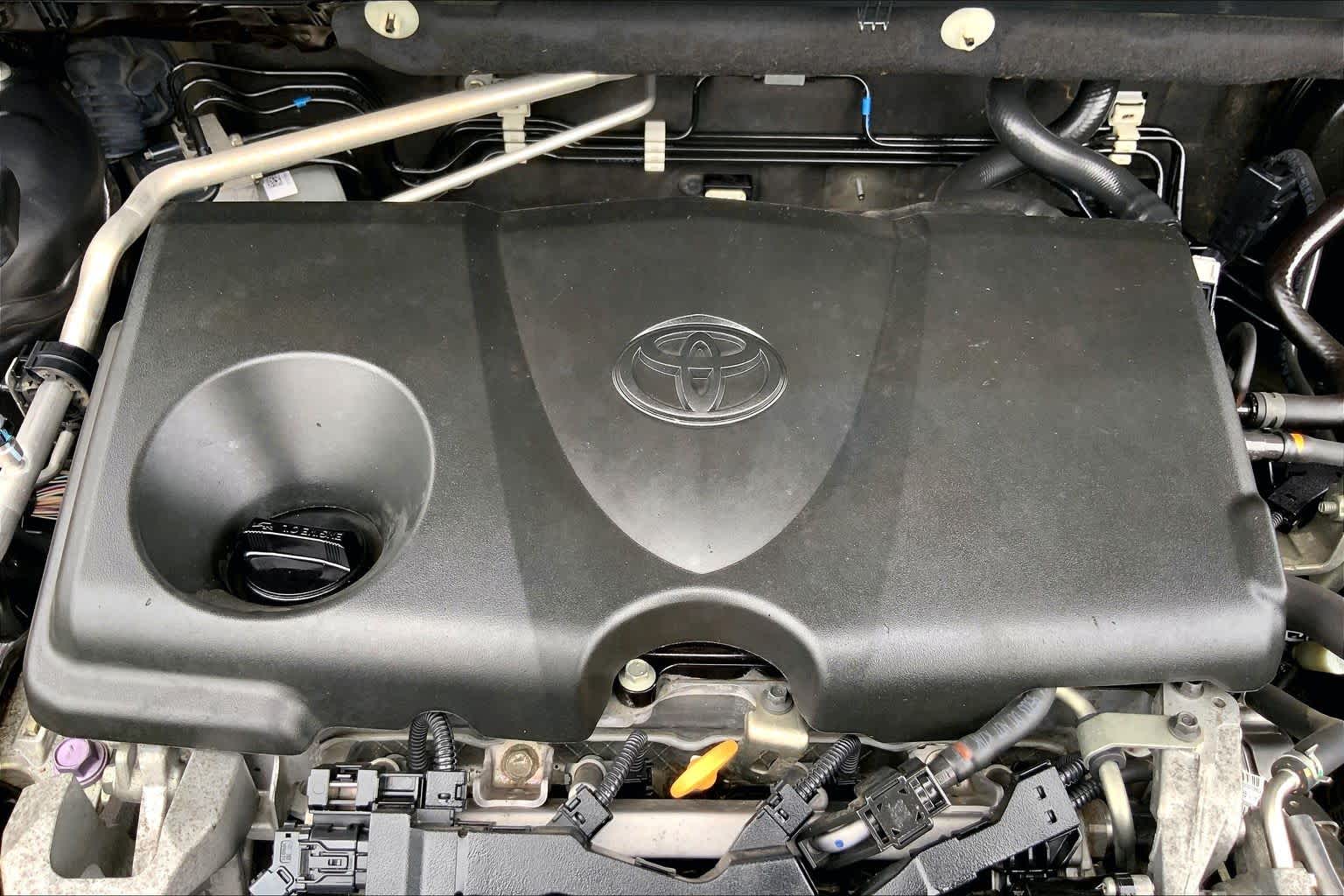 2019 Toyota RAV4 LE Magnetic Gray Metallic at Lexus Southwest Houston