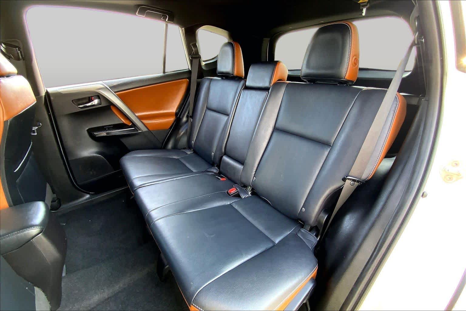 2018 Toyota RAV4 SE Super White at Turner Chevrolet