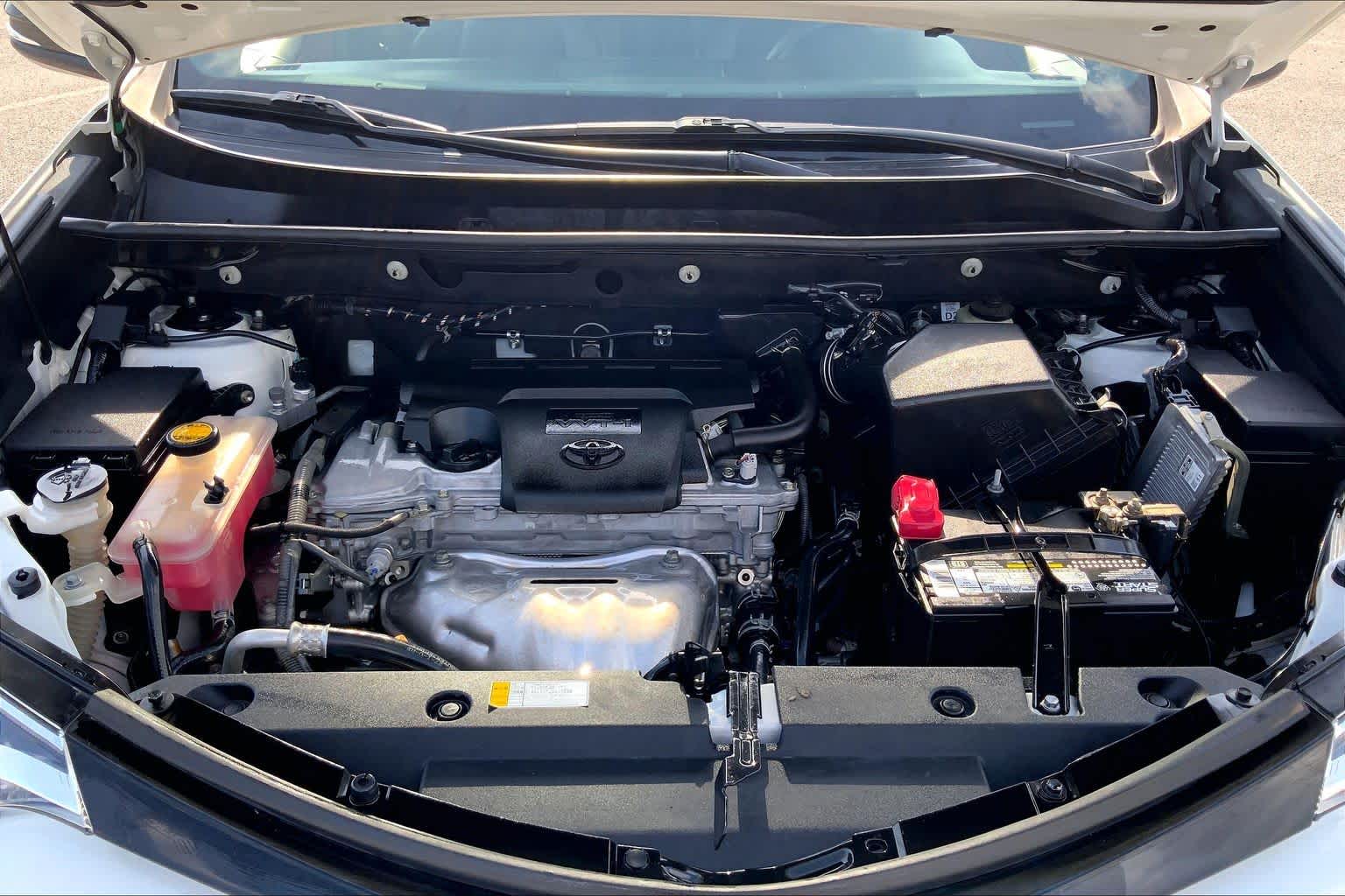 2018 Toyota RAV4 SE Super White at Turner Chevrolet